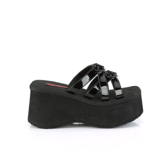 Heart On My Sandal Black PA